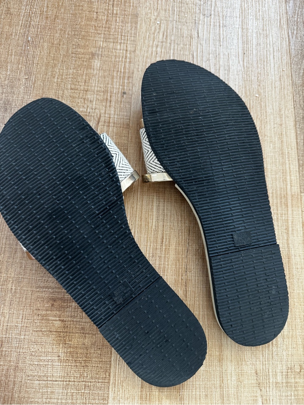 Slide Sandals - Picture 2 of 3